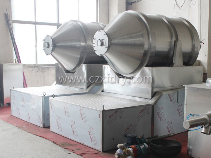 二维运动混合机